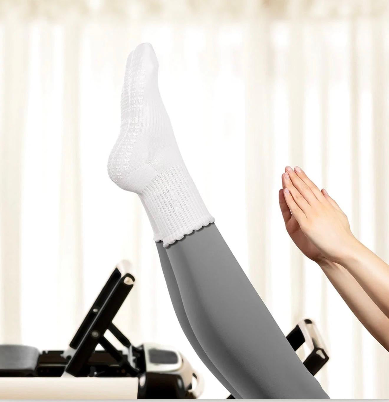 Elliosa Grip Socks Basics-White